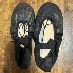 未使用　チャコット　バレエシューズ　黒の画像