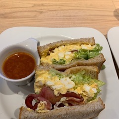ランチとスイーツでのお昼のオフ会をするグルチャメンバー募集