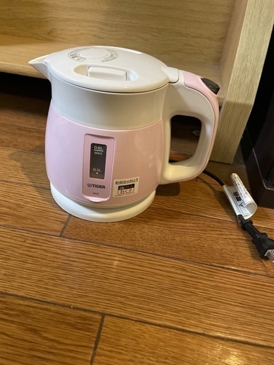 Tiger 電子ポット　ピンク