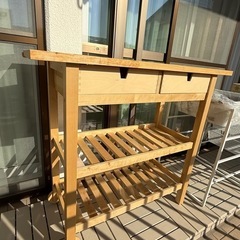 イケアキッチンワゴンの画像