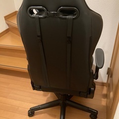 ゲーミングチェアの画像