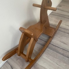 木馬のおもちゃの画像