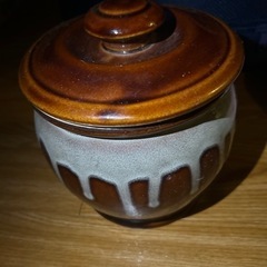 壺。差し上げます！