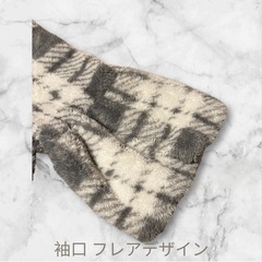 新品･未使用フレアスリーブ フェイクファーショートコートの画像