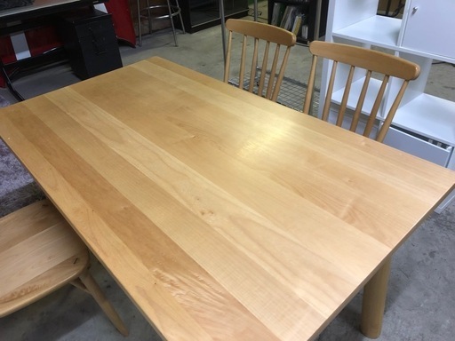 ダイニングテーブルセット 椅子3脚　状態良好品❗️テーブルサイズ140cm×80cm×高さ72cm