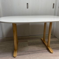 リビング　ダイニング　テーブルの画像