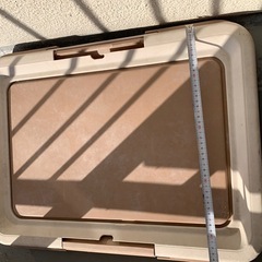 中古犬用室内トイレ販売中 	•	商品説明： こちらは室内で使用可...
