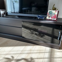 ほぼ新品　テレビ台
