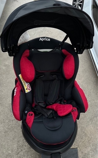 アップリカ　フラディアグロウ　ISOFIX