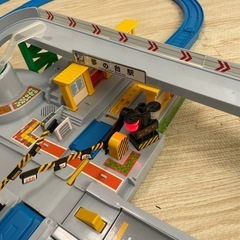 【取引き中】プラレール トミカ カンカン踏み切りの画像