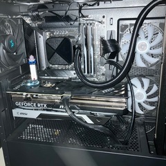 デスクトップPC組み立てます。