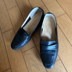 日本製　本革　Valentino 就活　パンプス　黒　フォーマル...