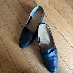 日本製　本革　Valentino 就活　パンプス　黒　フォーマル　レディース靴の画像