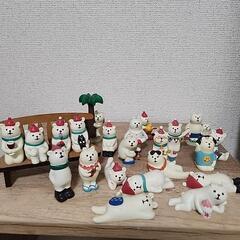 熊の置物の画像