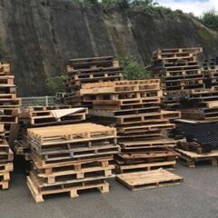 不要な木製パレット引き取ります