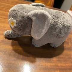 【受け渡し決まりました】ぞうさんぬいぐるみ 