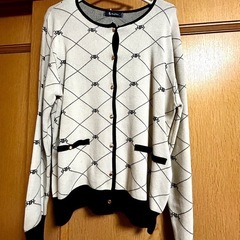 アベイル　カーディガン　タグ付き