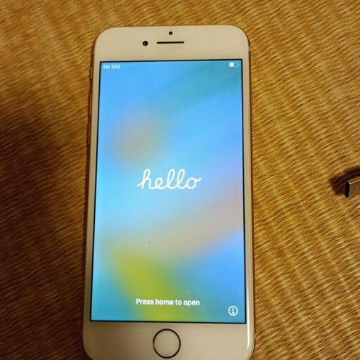 iPhone8　美品