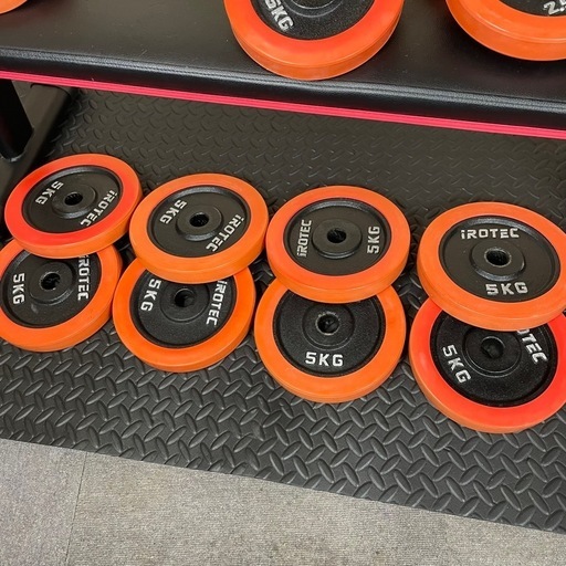 アイロテック　30キロダンベル2個　フラットベンチ　マット付属　トレーニングセット