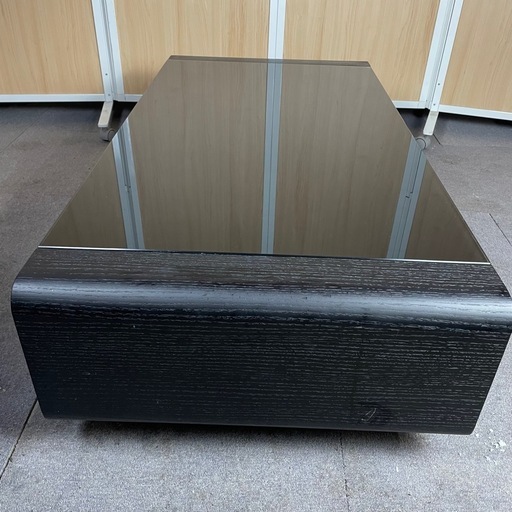 ローテーブル　オシャレ　黒色　ガラス　センターテーブル
