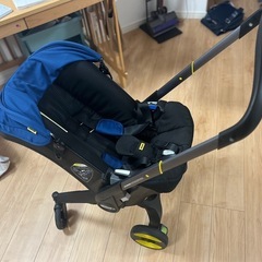 ドゥーナ　ベビーカー兼チャイルドシート　　