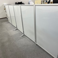 オフィス用パーテーションの画像