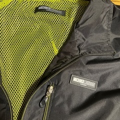 MICHIKO LONDON ウィンドブレーカーの画像