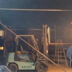 フォークリフト