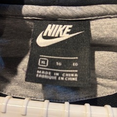 お値下げ！
ナイキメンズパーカーの画像
