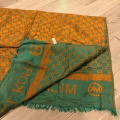 マイケルコースショールの画像