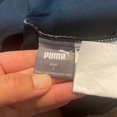PUMAズボンの画像