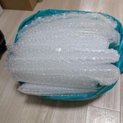 緩衝材プチプチたくさんの画像