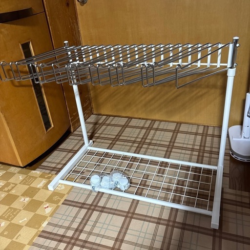 ズボンハンガー相談中\n