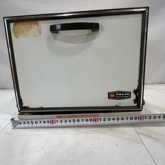 [ハ3660]【中古品】　タイジ　　タイジホットキャビ 　[サイズ] 内寸　約縦14cm×横22cm×奥行20cm 外寸　約縦25cm×横30cm×奥行31cm     型式EK-4D     容量6Lの画像