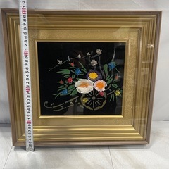 [ハ3661] 〈美品〉額縁　絵画　　壁掛け　宝石画　　花　　サイズ（縦40.5×42×5）の画像