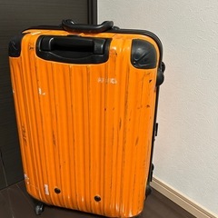 スーツケースの画像