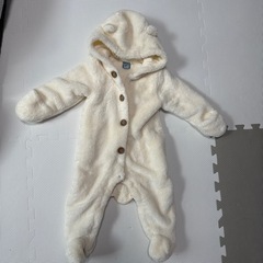 🟥70サイズ🟥babyGAP フード付きロンパース クリーム G...