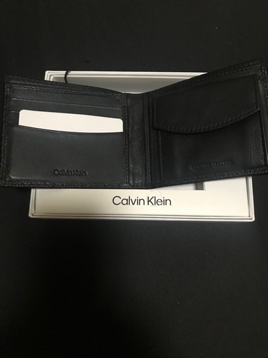 Calvin Klein  　