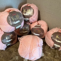 ピンク毛糸　7玉の画像