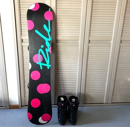 【美品‼】レディース スノーボード スノボー 143cm RIDE RAPTUREモデル スノーボード レディース 143cm 4点セット