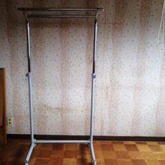 衣装スタンドの画像