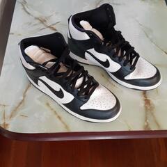 値下げ　ナイキ　ダンク　DUNK　ハイカット　白黒　28センチ　美品の画像