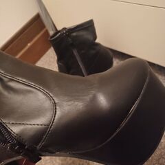 厚い底ブーツの画像