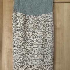 サーモンピンク　花柄レースマタニティスカートの画像