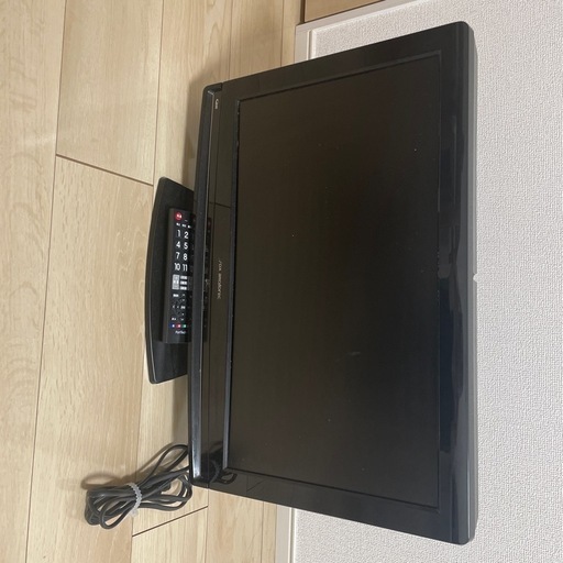テレビ　22インチ