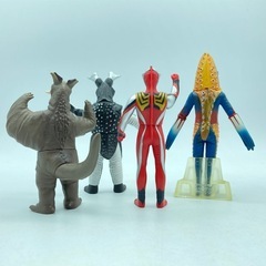 P0629609A 円谷プロ 特撮ヒーロー ウルトラマンジャスティス クラッシャー チャンドラー ゼットン メトロン星人 シリーズ コレクション ソフビ おもちゃ の画像