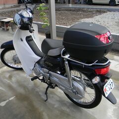 スーパーカブ５０CC型式 JBHAA04　色は濃紺の画像