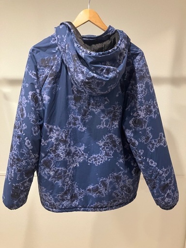 【定価5万円くらい】stussy ダウン(洗濯可能)