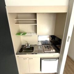 🧡💛賃料42,000円🧡💛敷金0・礼金0✨東武東上線【志木】徒歩8分🎶14.95㎡の1R🌟南東向きで陽当り良好🌞✨近くにドラッグストアがあって便利です💕💖😍 − 埼玉県