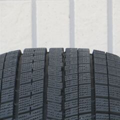 スタッドレスタイヤ　215/70R16　深溝　4本　2022年製　　